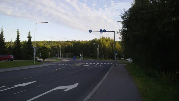 Kaukajärvi junction plan removes crossings, reshapes bus stops at Juvankatu–Yrjöläntie