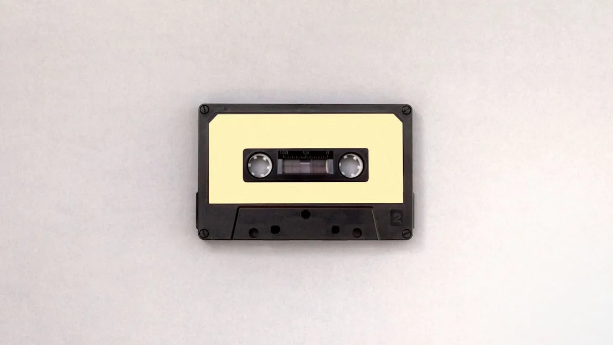Retro style cassette