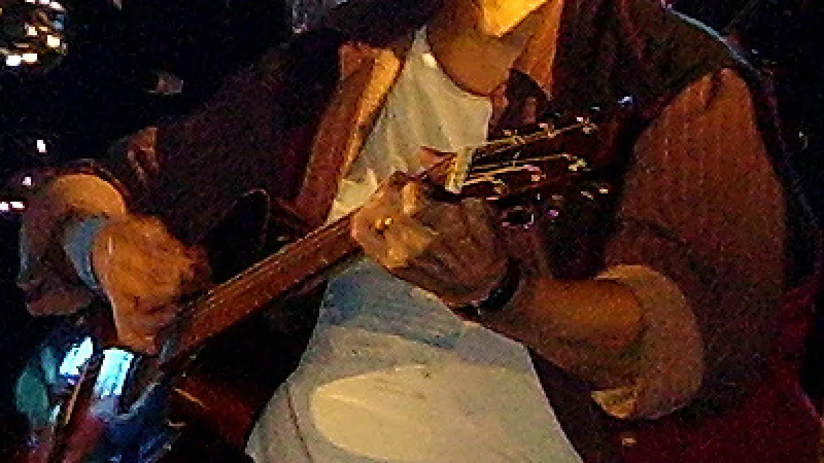 Juice Leskinen at his second last concert in Tampere on August 1, 2006.