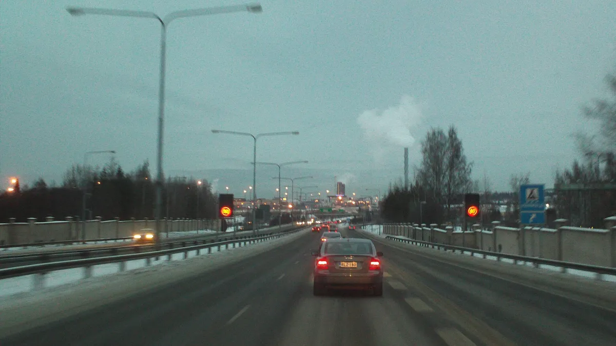 Arriving in Tampere from Helsinki along highway 3.