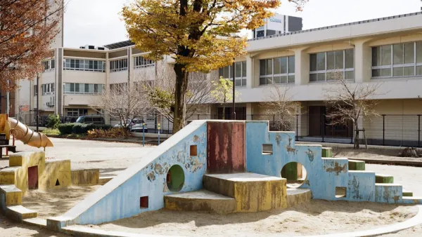 Tampere to green Metsäniitty schoolyard with shade and nature-based stormwater features