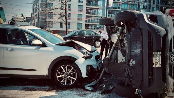 Car ends up on its roof after hitting a streetlight in Nokia, knocking the pole down