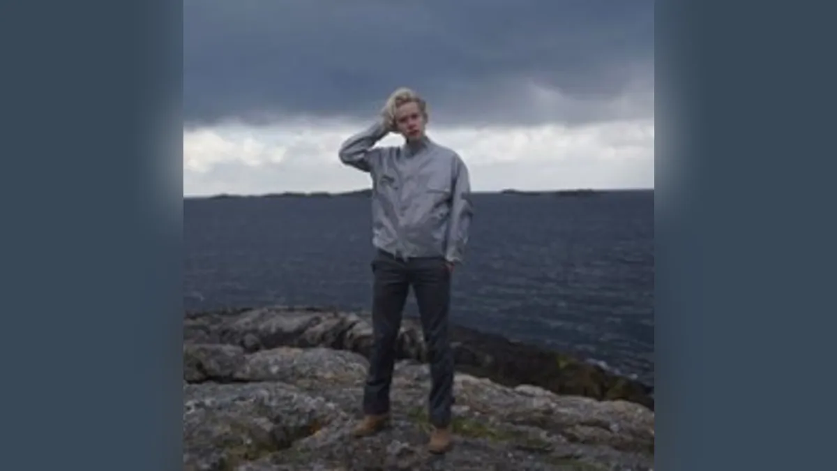 Elias Colin Levynjulkistus